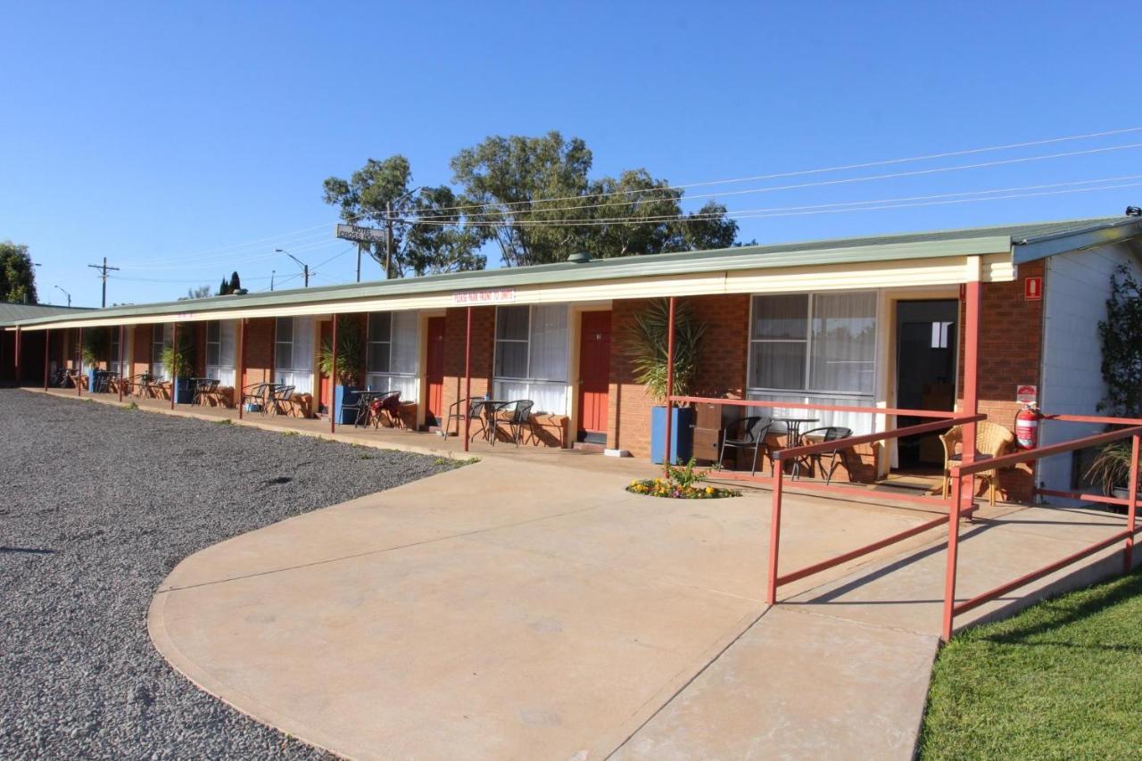 Cross Roads Motel Cobar Eksteriør bilde